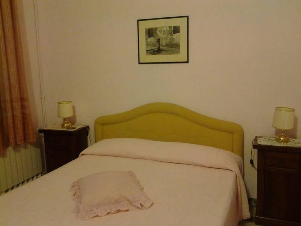 Villa Lea Viareggio Zimmer foto